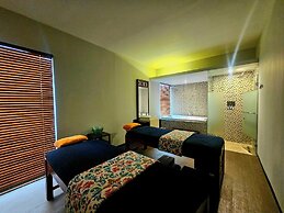 SEMINYAK ICON by Karaniya Experience