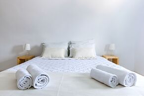 Memories Beach Hotel