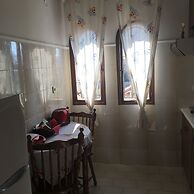 Chris Studios & Apartments