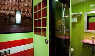 JC Rooms Santa Ana