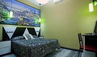 JC Rooms Santa Ana