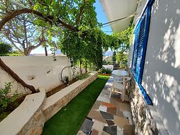 Panorama Studios & Apartments