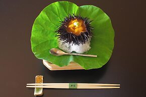 Hiiragiya