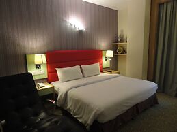 The Pavilion Hotel