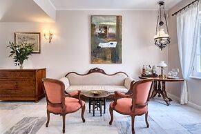 Leto Hotel
