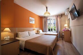 Alexandria Hotel