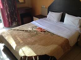 Alexandria Hotel