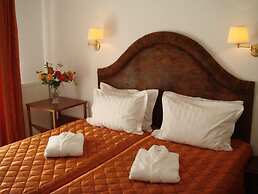 Alexandria Hotel