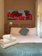 Dockside Hotel