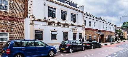 Dockside Hotel