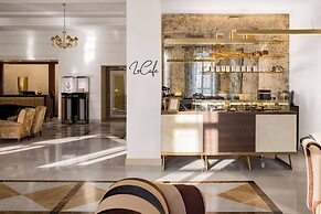 Grand Hotel Vilnius, Curio Collection by Hilton