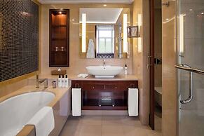 Grand Hotel Vilnius, Curio Collection by Hilton