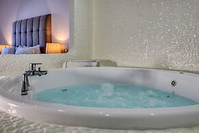 Splendour Hotel and Suites