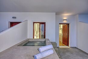 Splendour Hotel and Suites