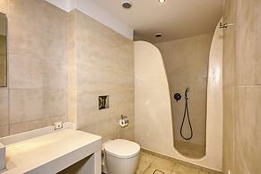 Splendour Hotel and Suites