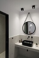 Splendour Hotel and Suites