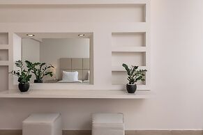 Splendour Hotel and Suites