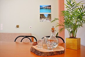 Melina's House