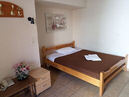Tina Economy Hotel