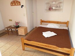 Tina Economy Hotel
