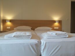 Neapolis Rooms & Apartments