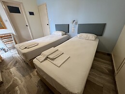 Neapolis Rooms & Apartments