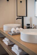 Theofilos City Hotel