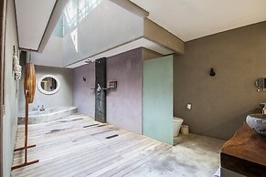Blue Karma Dijiwa Seminyak