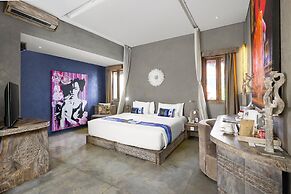 Blue Karma Dijiwa Seminyak