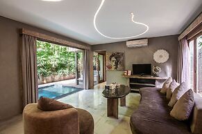 Blue Karma Dijiwa Seminyak