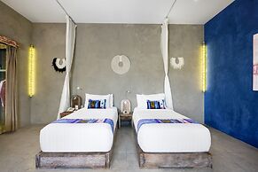 Blue Karma Dijiwa Seminyak