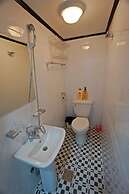 710 Guest house Yellow