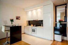 Platinum Towers E-Apartments
