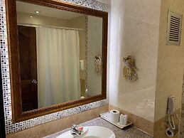 Rita Resort and Residence