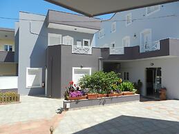 Hotel Athena