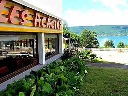 Les Acacias Bellevue