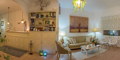 Cyclades Hotel