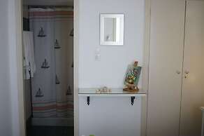 Cyclades Hotel