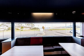 Foreshore Hotel