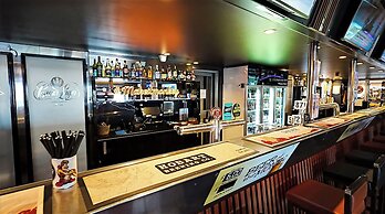 Foreshore Hotel