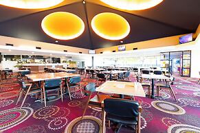 Foreshore Hotel