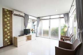 Aqua Bali Villa