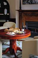 Islington Hotel