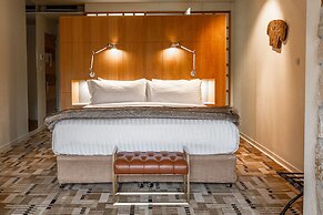 Islington Hotel
