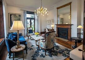 Islington Hotel
