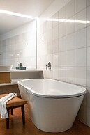 Islington Hotel