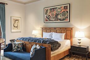 Islington Hotel