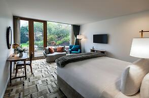 Islington Hotel
