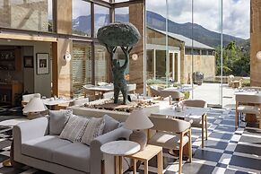 Islington Hotel