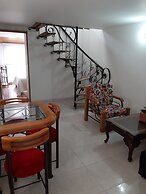 100 Wonderful House